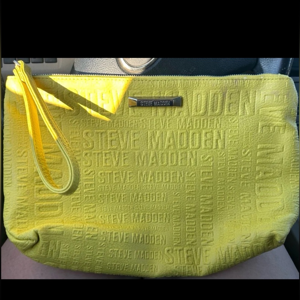 Steve Madden yellow clutch with wrist strap